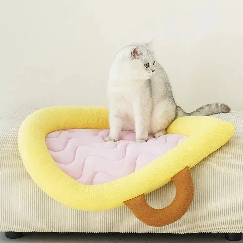 Childlike Cooling Cat Mat