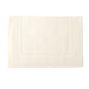 Ess-cadre Cream Bath Mat by Alexandre Turpault