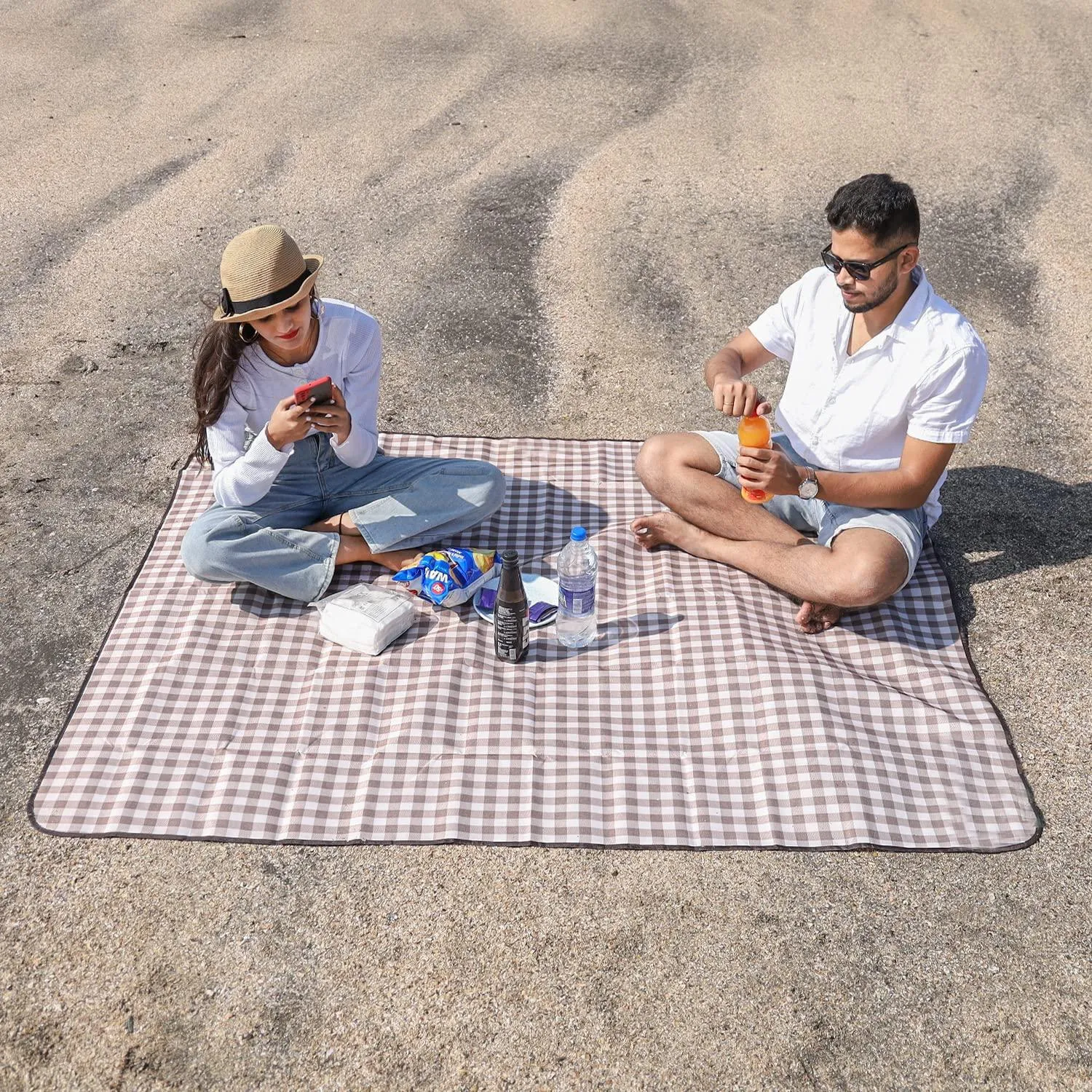 HOKIPO Foldable Waterproof and Sandproof Picnic Mat Blanket, Checks Brown